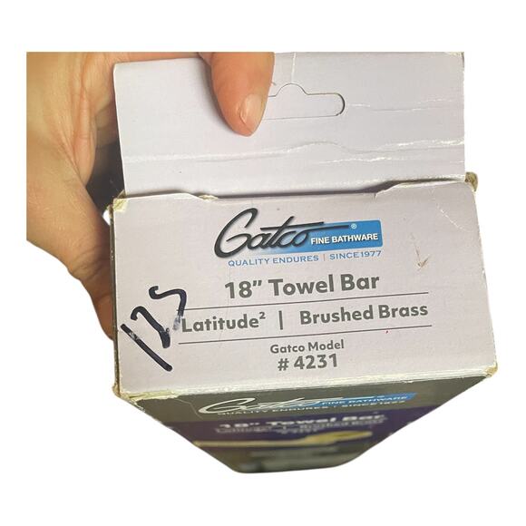 Gatco Latitude I| 18" Towel Bar - Picture 5 of 6